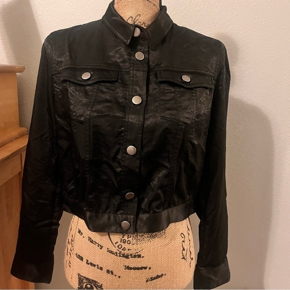 Urban outfitters satin jacket - Picture 9 of 12